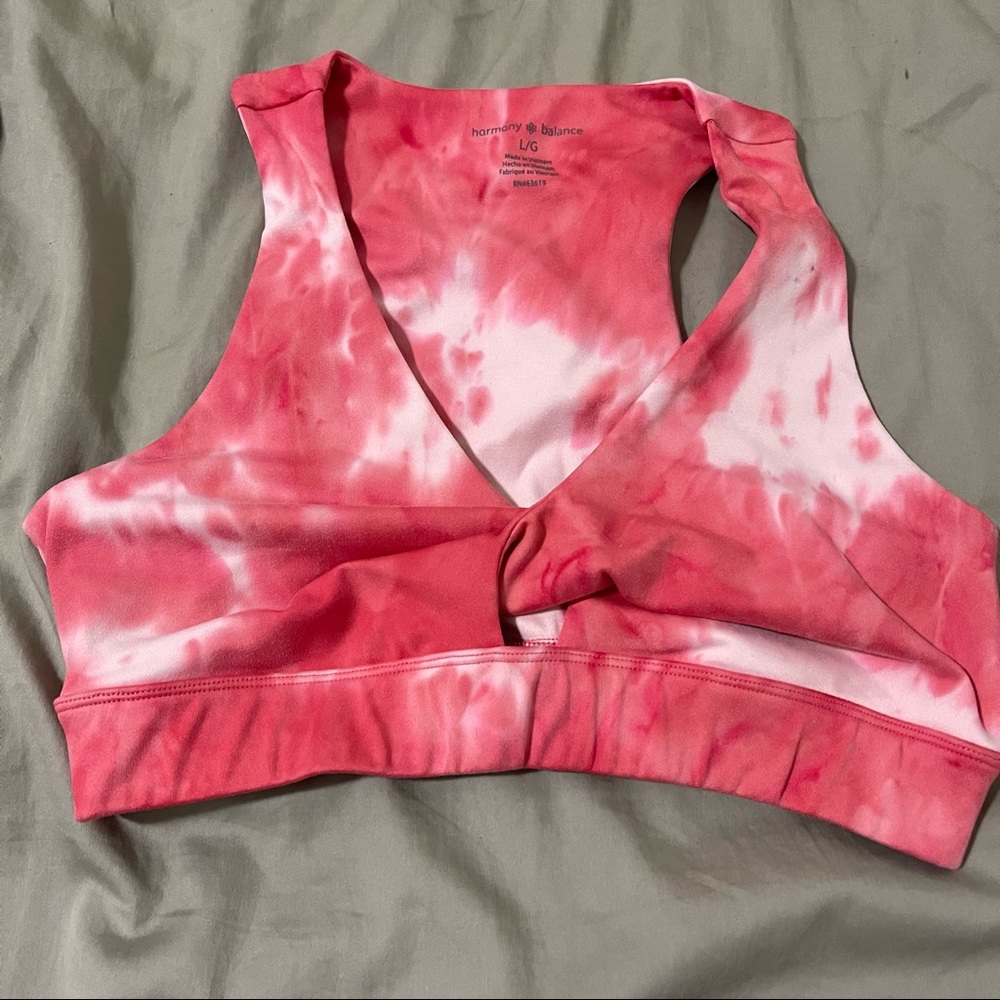 Sports bra